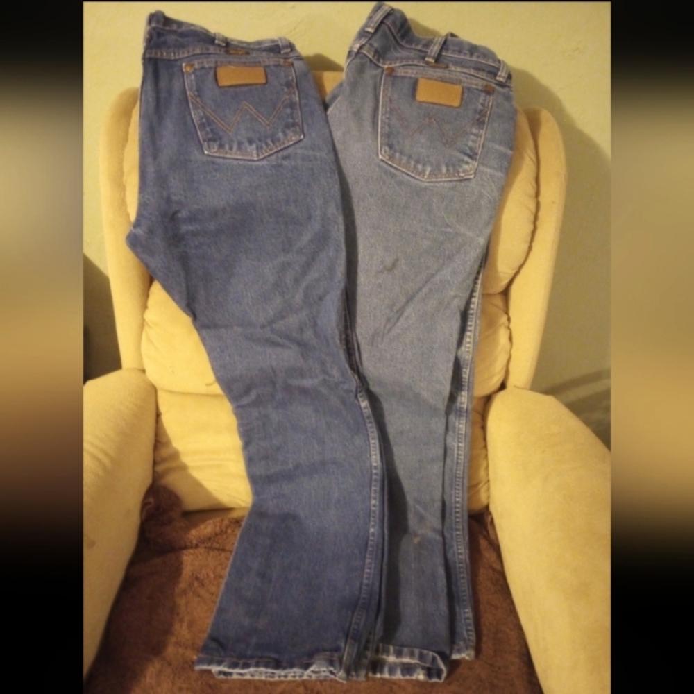 2 PAIRS OF WRANGLER JEANS MENS SIZE 34 X 32